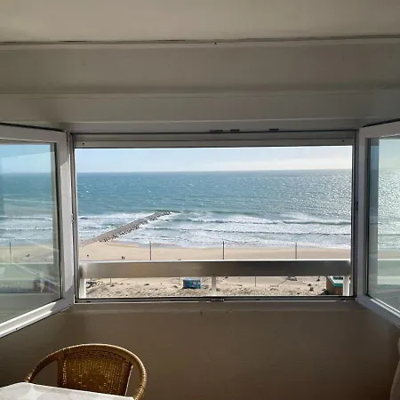 아파트 Amazing Sea View 세투발